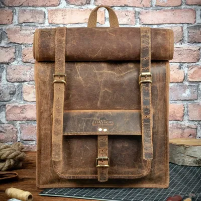 Tornister Plecak Skórzany na Laptopa 17 do pracy Vintage roll-top brązowy Outlander BT07SBH