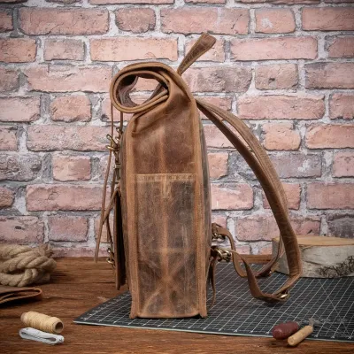 Tornister Plecak Skórzany na Laptopa 17 do pracy Vintage roll-top brązowy Outlander BT07SBH