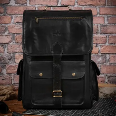Tornister Plecak na Laptopa 17,3 Skórzany Vintage Unisex czarny Outlander BT09GA