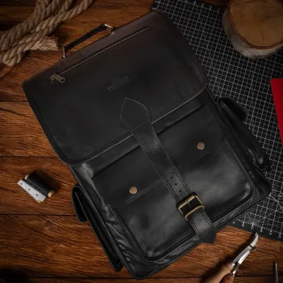 Tornister Plecak na Laptopa 17,3 Skórzany Vintage Unisex czarny Outlander BT09GA