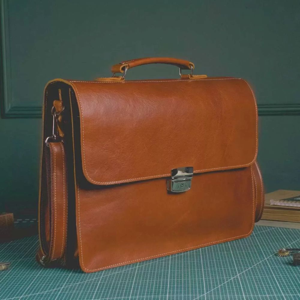 karmelowa torba meska do pracy na ramie vintage skora juchtowa bv41